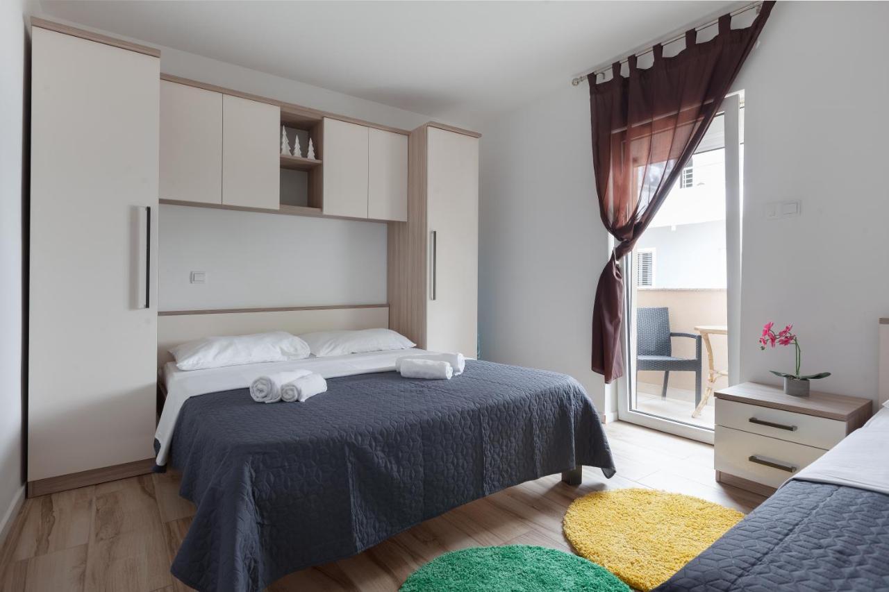 Apartments Ela Makarska Exterior foto